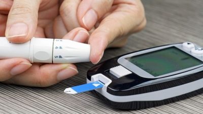 gcc diabetes care devices market)